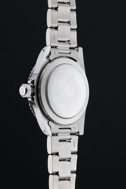 ROLEX
Submariner
Réf : 1680
Vers : 2004
Boitier...