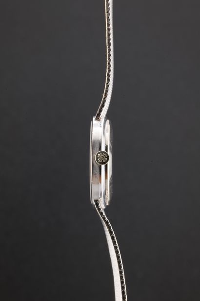 PATEK PHILIPPE
Golden Ellipse 
Réf : 3581
Vers...