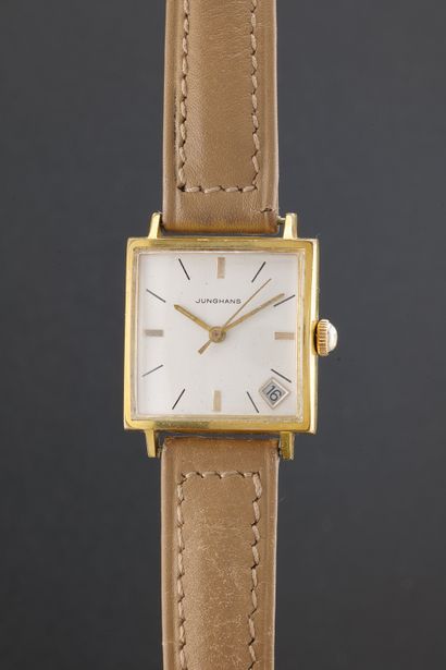JUNGHANS
Carré
Vers : 1960
Boîtier : carré...