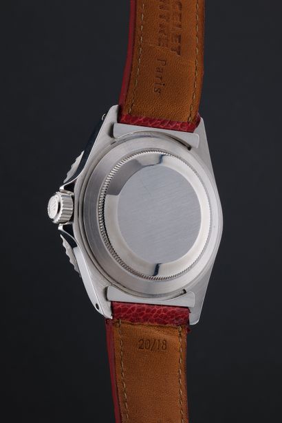 ROLEX
Submariner
Réf : 16800
Vers : 1989.
Boîtier...