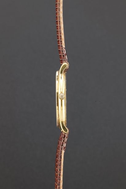 LONGINES
Deville
Réf : L7 990 6
Vers : 1990.
Boîtier...