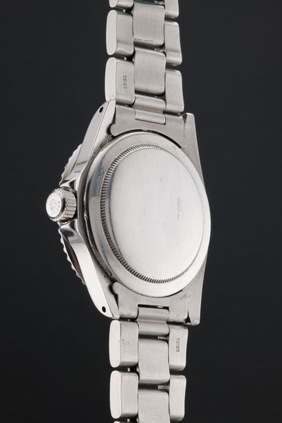 ROLEX
Submariner
Réf : 1680
Vers : 1974.
Boîtier...