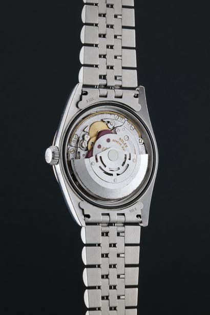 ROLEX
Datejust
Réf : 16234
Vers : 2004.
Boîtier...
