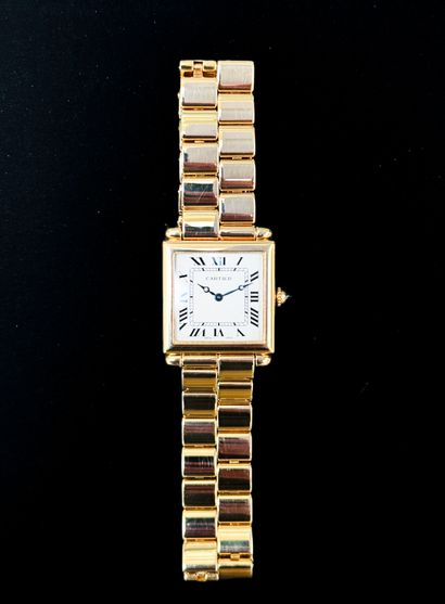 CARTIER
Tank obus
Réf : 1630
Vers : 1990.
Boîtier...