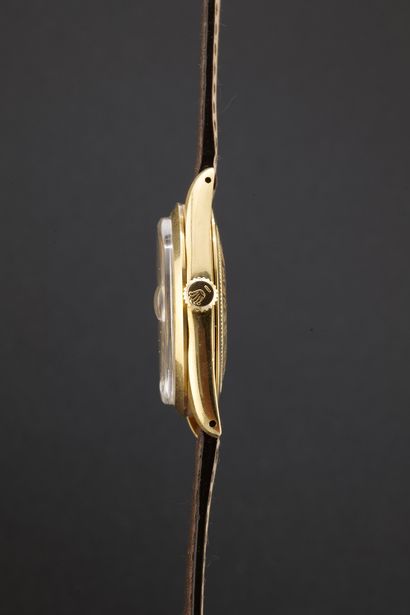 TUDOR
Prince Oysterdate
Réf : 79968
Vers...
