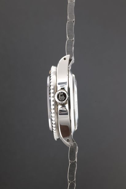 ROLEX
Sea Dweller
Réf : 16660
Vers : 1982.
Boitier...