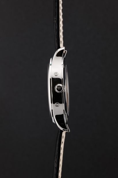 JAEGER-LECOULTRE
Master Calendar.
Ref : 176.8.12.S.
Circa:...