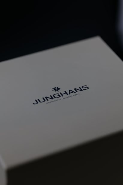 JUNGHANS
Ref : 5530
Circa: 2020.
Case: stainless...
