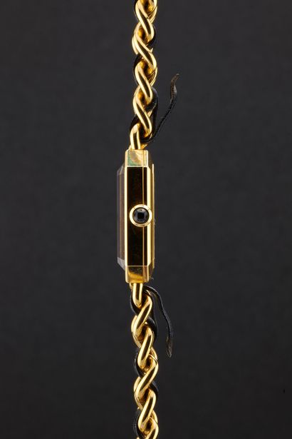 CHANEL
My first L
Ref : 1987
Circa: 1987.
Case:...