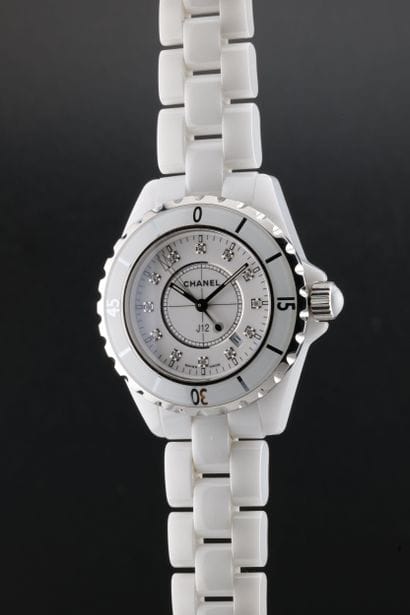 CHANEL
J12
Ref : 58419
Circa: 2005.
Case:...