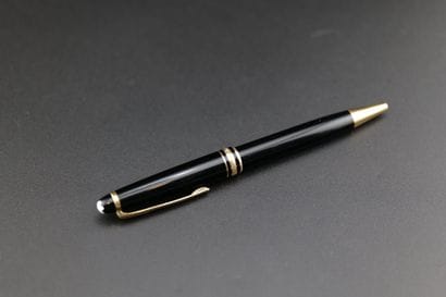 MONT BLANC
Ballpoint pen
Ref : XR1419586
Set...