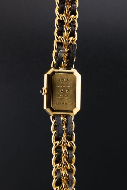 CHANEL
My first L
Ref : 1987
Circa: 1987.
Case:...