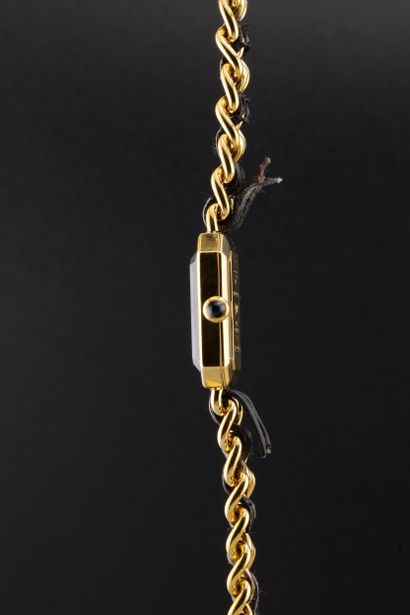 CHANEL
My first L
Ref : 1987
Circa: 1987.
Case:...
