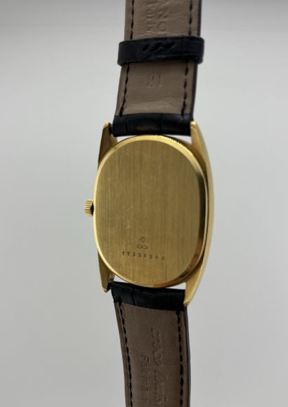 LONGINES Ref: 17358548 About: 1970. Case:...
