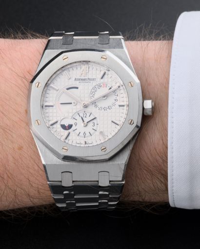 AUDEMARS PIGUET Royal Oak dual Time. Ref:...