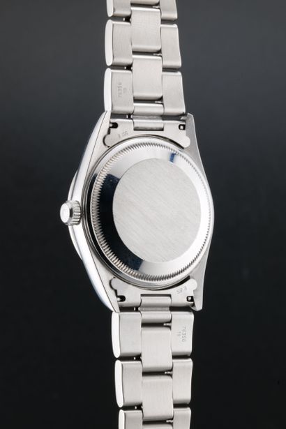 ROLEX
Oyster Date
Ref : 15200
Circa: 1996.
Case:...