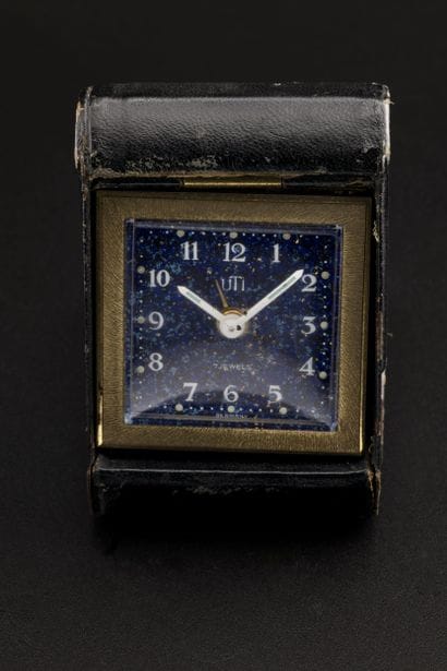 UTI
Alarm clock
Dial: blue, signed Uti, painted...