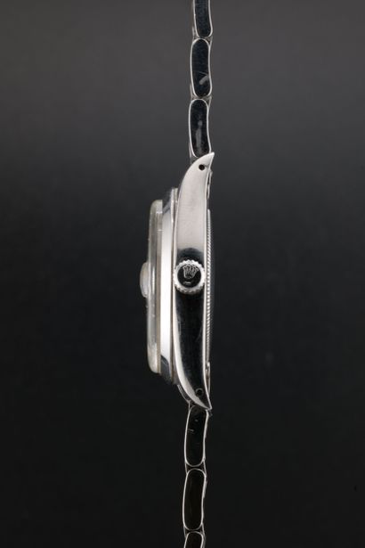 ROLEX
Oyster Date Précision
Ref : 6694
Circa:...
