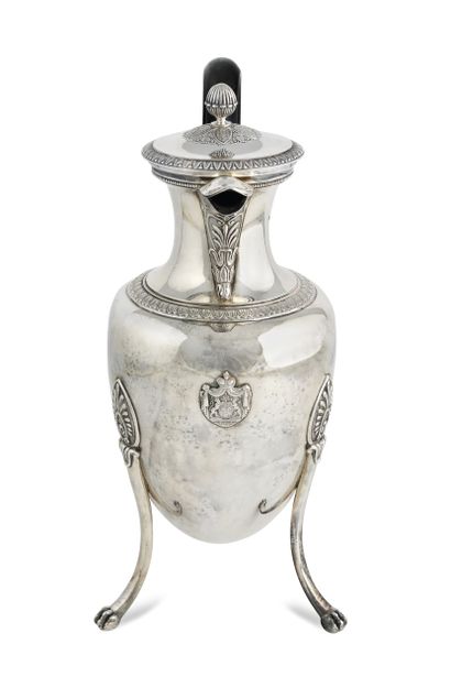 ARENBERG family

Tripod silver ovoid coffee...