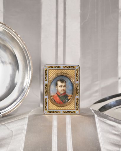 « L’Empereur Napoléon Ier ».
Magnifique tabatière...