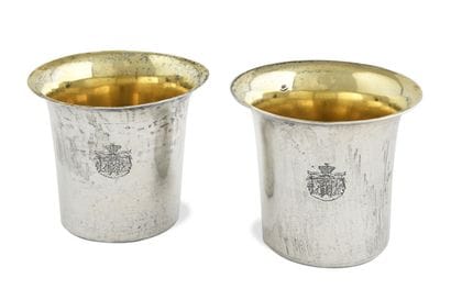 Marmont family

Pair of small flat-bottomed...