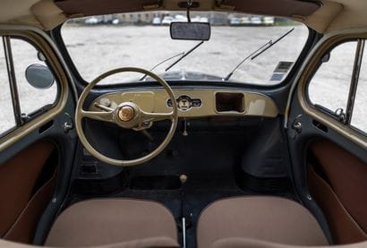1952 Renault 4CV
•	Carte grise française
•	Châssis...