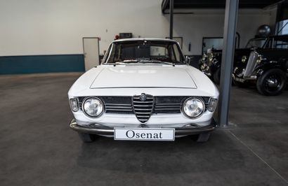 1967 Alfa Romeo Giulia Sprint GT Veloce
Sans...