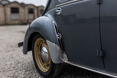 1952 Renault 4CV
•	Carte grise française
•	Châssis...