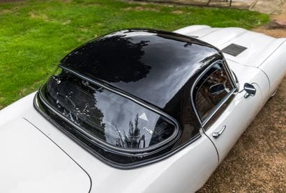 1963 Jaguar Type E Série 1 3.8
• Châssis...