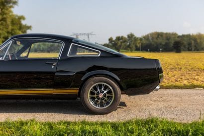 1965 FORD MUSTANG FASTBACK 
•	Série N°5T09C166947
•	Carte...
