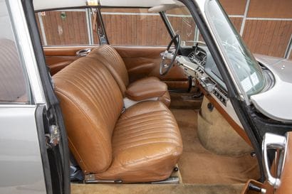 1967 Citroën DS 21 Pallas
Châssis : 4379085
Carte...