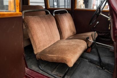 1949 PEUGEOT 202 UH Canadienne
Sans réserve
•ERRATUM...