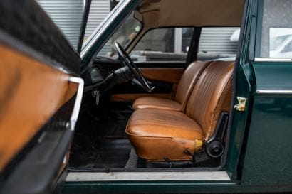 1967 PEUGEOT 204 BREAK
Sans réserve
•	Carte...