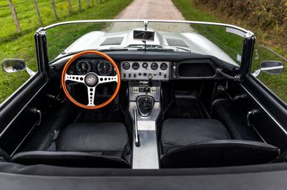 1963 Jaguar Type E Série 1 3.8
• Châssis...