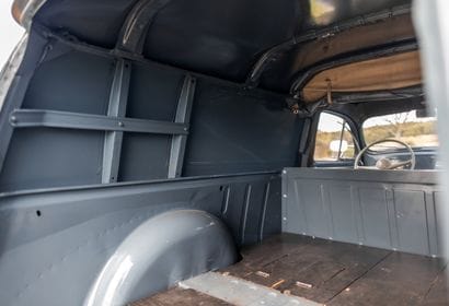 1959 PEUGEOT 203 « fourgonnette tôlée »
Carte...