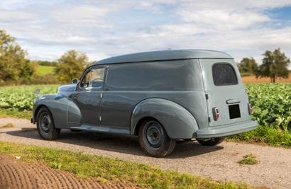 1959 PEUGEOT 203 « fourgonnette tôlée »
Carte...