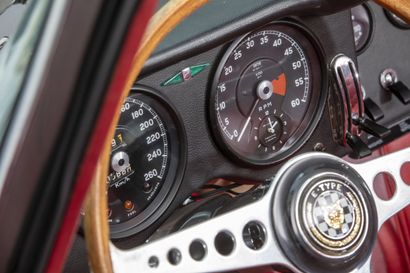 1966 JAGUAR TYPE E 4.2 L COUPÉ (FHC) SÉRIE...