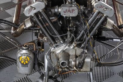 1933 MORGAN 3 WHEELER SUPER SPORT
SANS RESERVE
•	Carte...