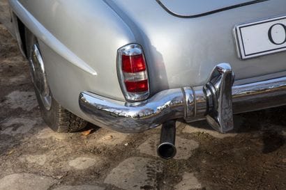 1960 MERCEDES-BENZ 190 SL (Hard-Top)
•	Carte...