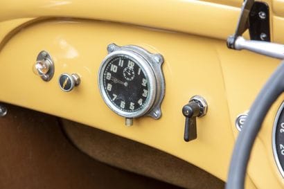 1938 Rosengart LR4N2
SANS RESERVE
Numéro...