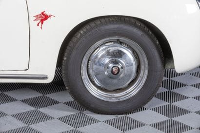 1963 PORSCHE 356B
SANS RESERVE
Carte grise...