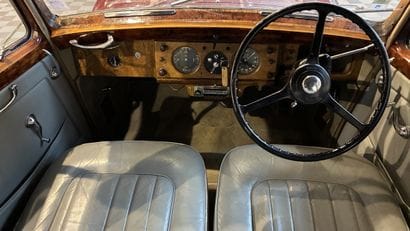 1954 BENTLEY R TYPE
SANS RESERVE
•	Carte...