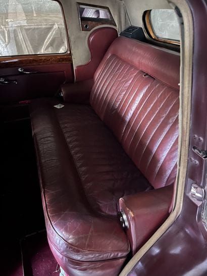 1954 BENTLEY R TYPE 
SANS RESERVE
• Document...