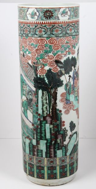 CHINA, 20th CENTURY
Large cylindrical vase,...