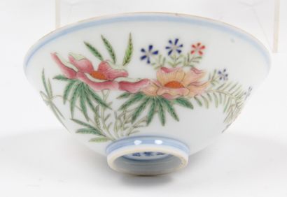 CHINA, 20th CENTURY
Porcelain and polychrome...