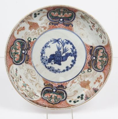 JAPAN, END OF THE 19th CENTURY
Porcelain...