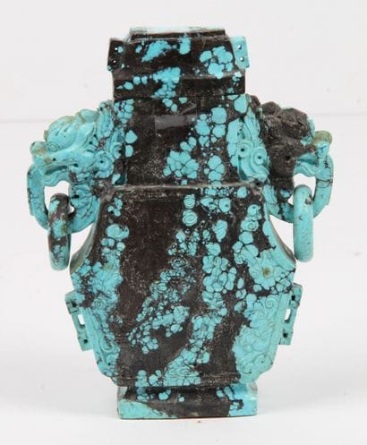 CHINA, 20th CENTURY
Flattened Hu-shaped covered...