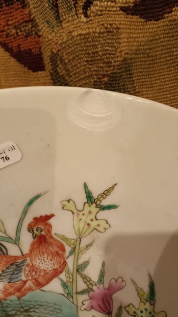 CHINA, EARLY 20th CENTURY
Porcelain dish...