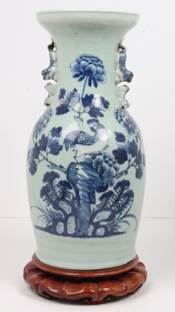CHINA, END OF THE 19th CENTURY
Two pendant...
