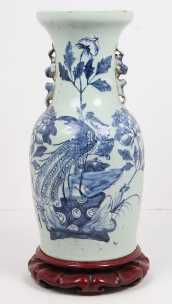 CHINA, END OF THE 19th CENTURY
Two pendant...